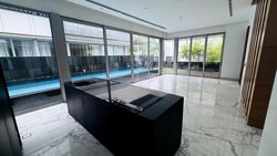 Stevens Road (D10), Terrace #464307121